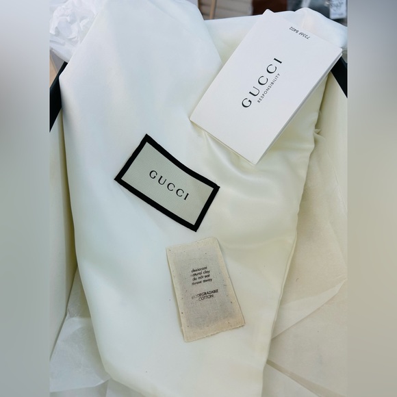 Gucci White Sylvie Slingback Heels Red Green Glitter - Picture 4 of 8